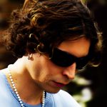 Léo Leonard filme la rupture en Cinémascope, une errance en noir et blanc dans les Calanques