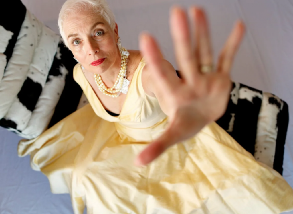 L’artiste canadienne Heather Ferguson présente “Broken Horned Kudu”