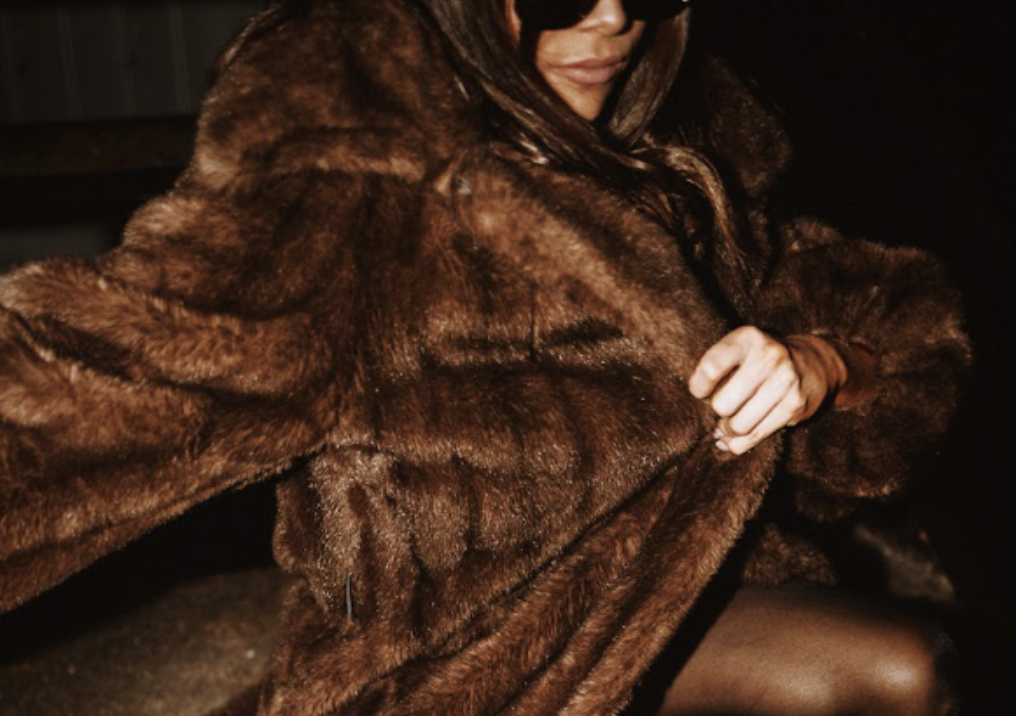 Arabella sort son nouveau single « Designer »