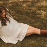 Lovisa Altin Dévoile Son Nouveau Single « The End of the World »